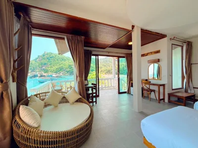 Deluxe-Dreibettzimmer mit Meerblick — Tanotebay View Resort by Kohtao Heritage